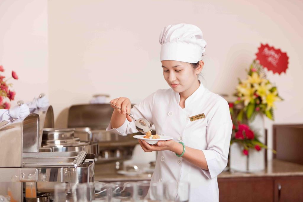Ttc Hotel - Tan Binh Ho Chi Minh City Exterior photo