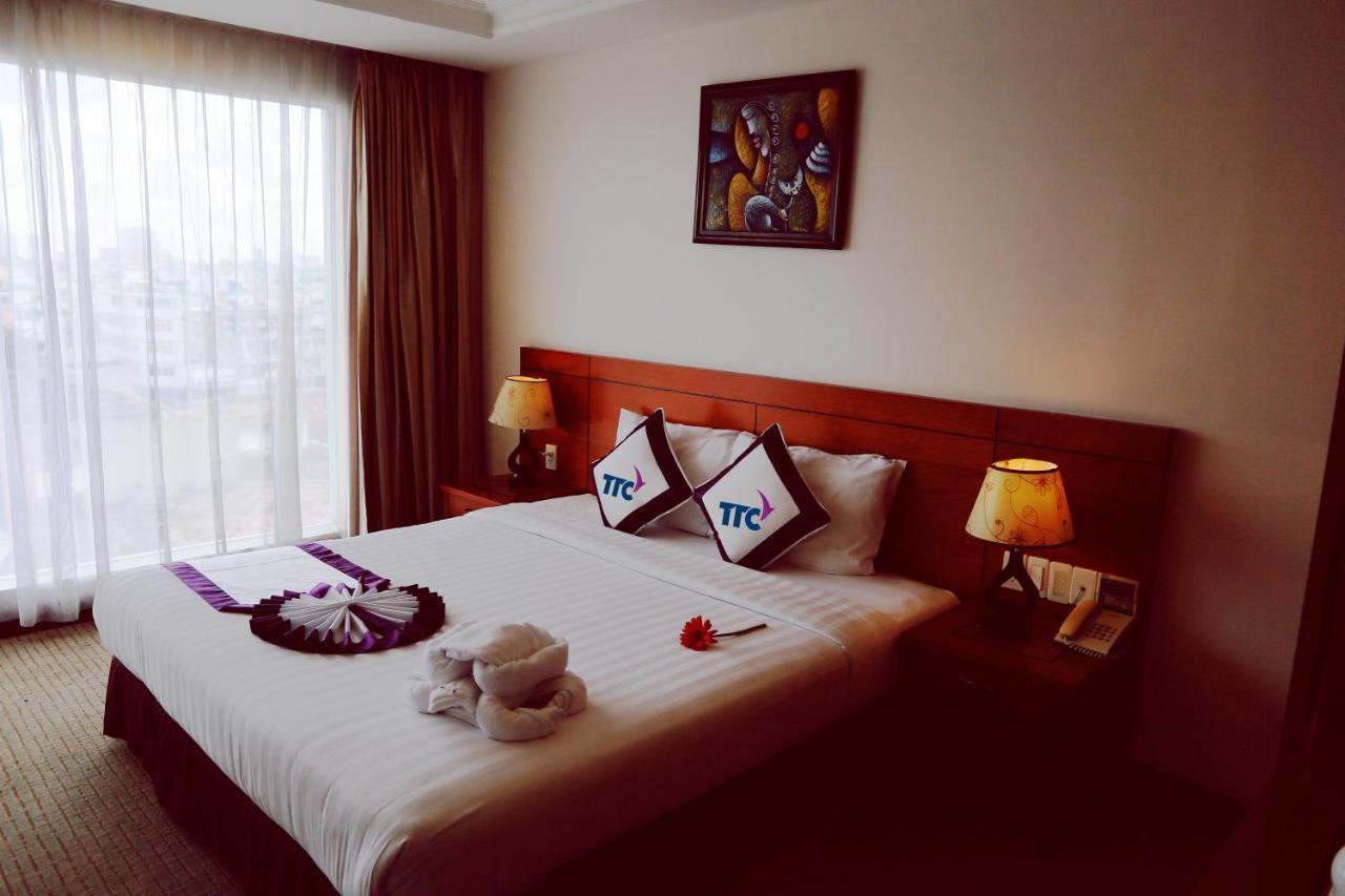 Ttc Hotel - Tan Binh Ho Chi Minh City Exterior photo